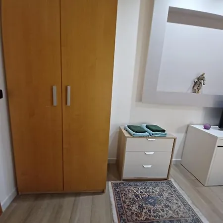 Gardenia Free Parking